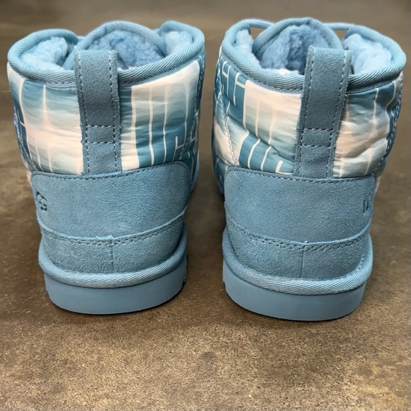 UGG Neumel Heritage Tasman Blue Fog Quilted Shearling Boots - Picture 8 of 12